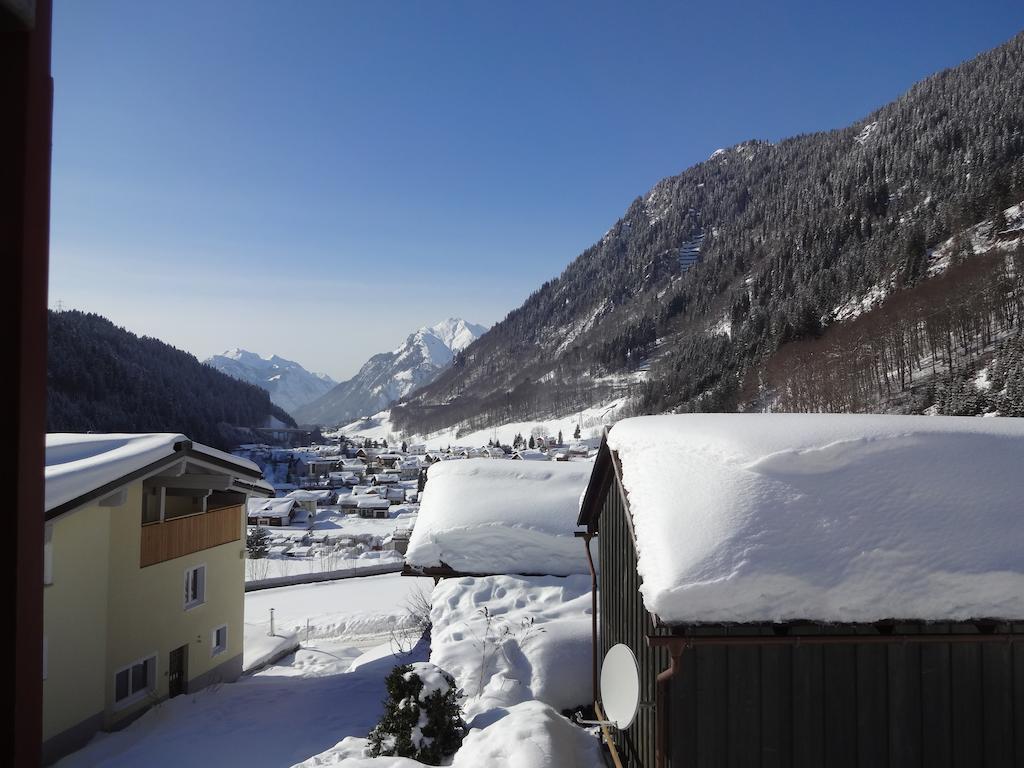 Appartement Haus Kinsperger à Klosterle am Arlberg Extérieur photo