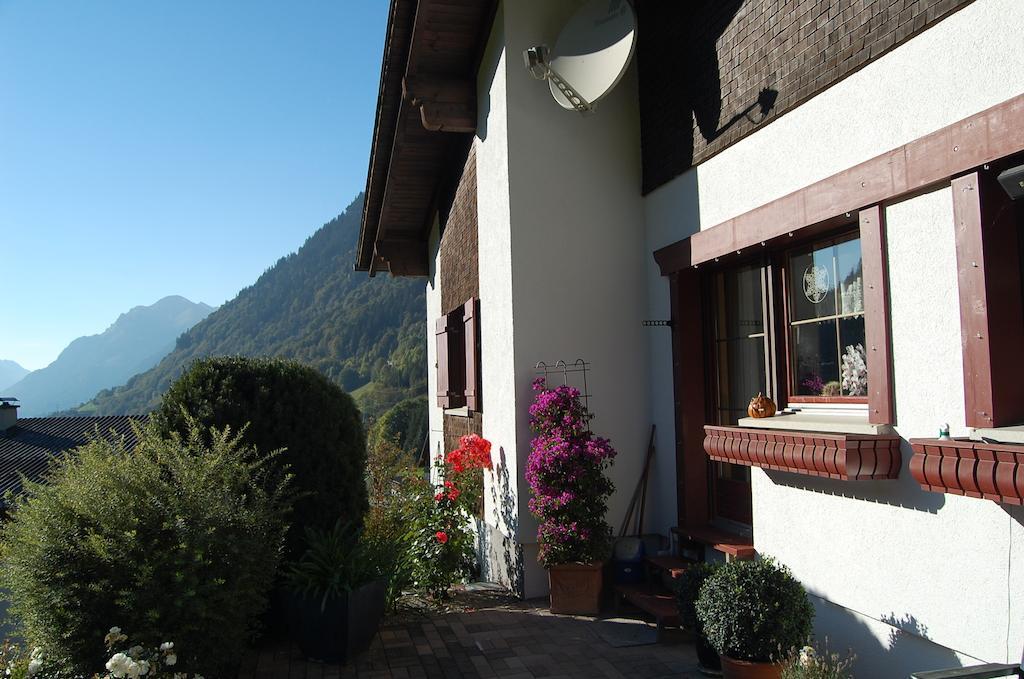 Appartement Haus Kinsperger à Klosterle am Arlberg Extérieur photo