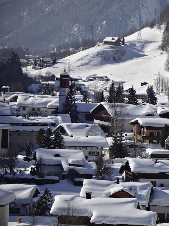 Appartement Haus Kinsperger à Klosterle am Arlberg Extérieur photo